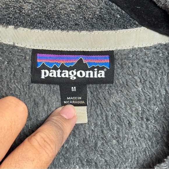 Patagonia Women’s Medium Gray Re-Tool Snap-T Pullover Polartec Mock Neck Fleece - Picture 3 of 7